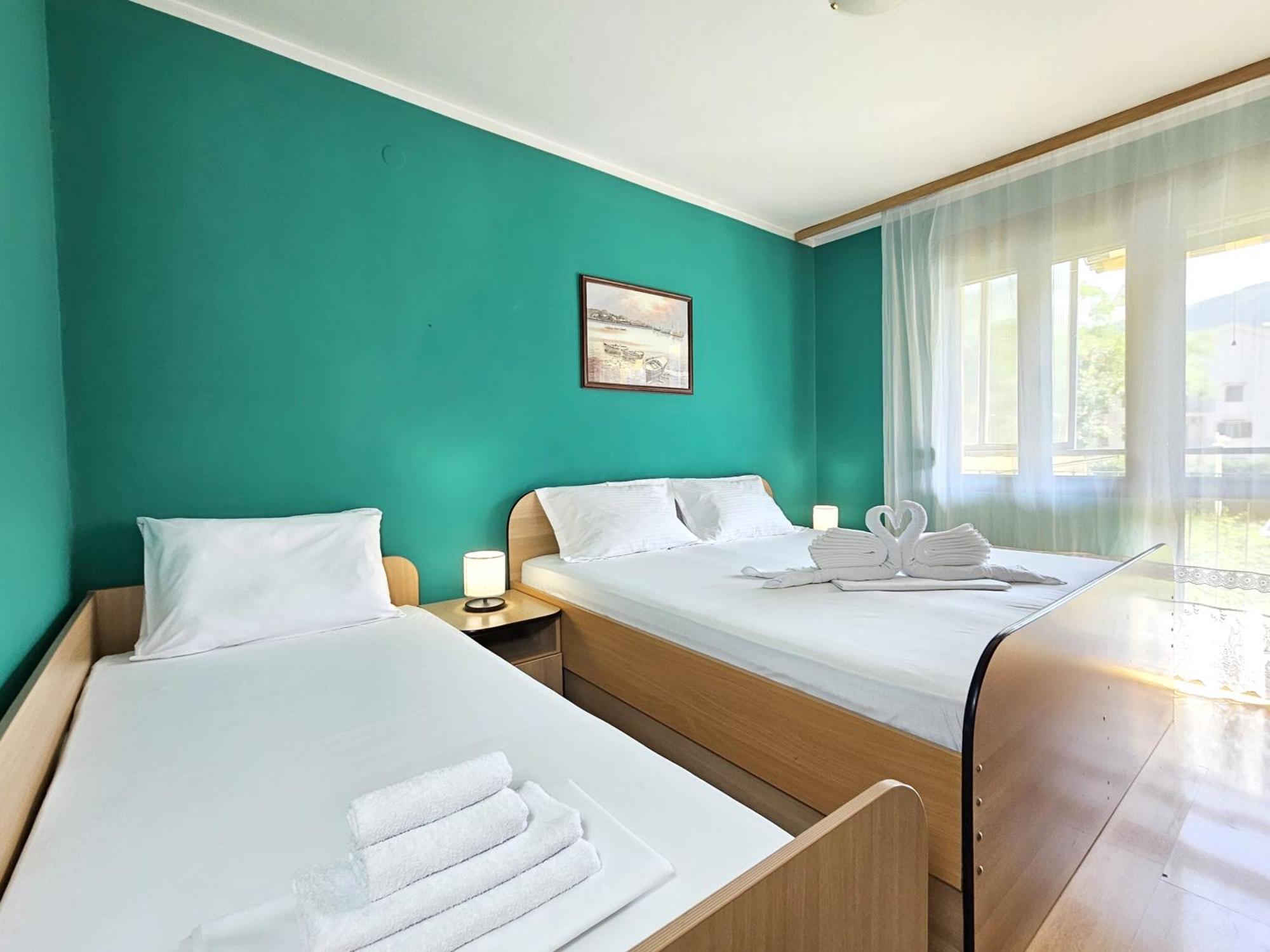 Apartment Luka Kotor Eksteriør bilde