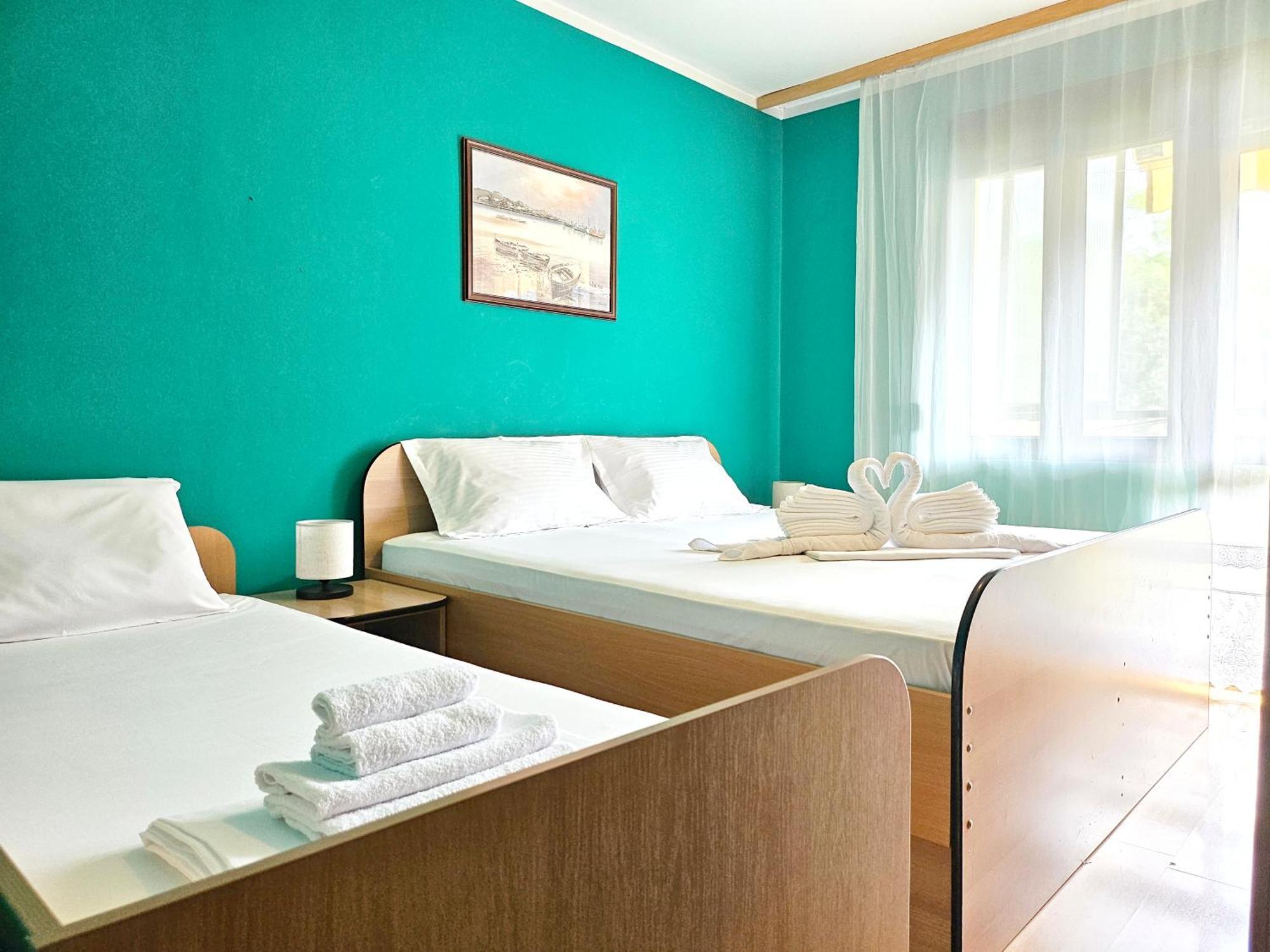 Apartment Luka Kotor Eksteriør bilde