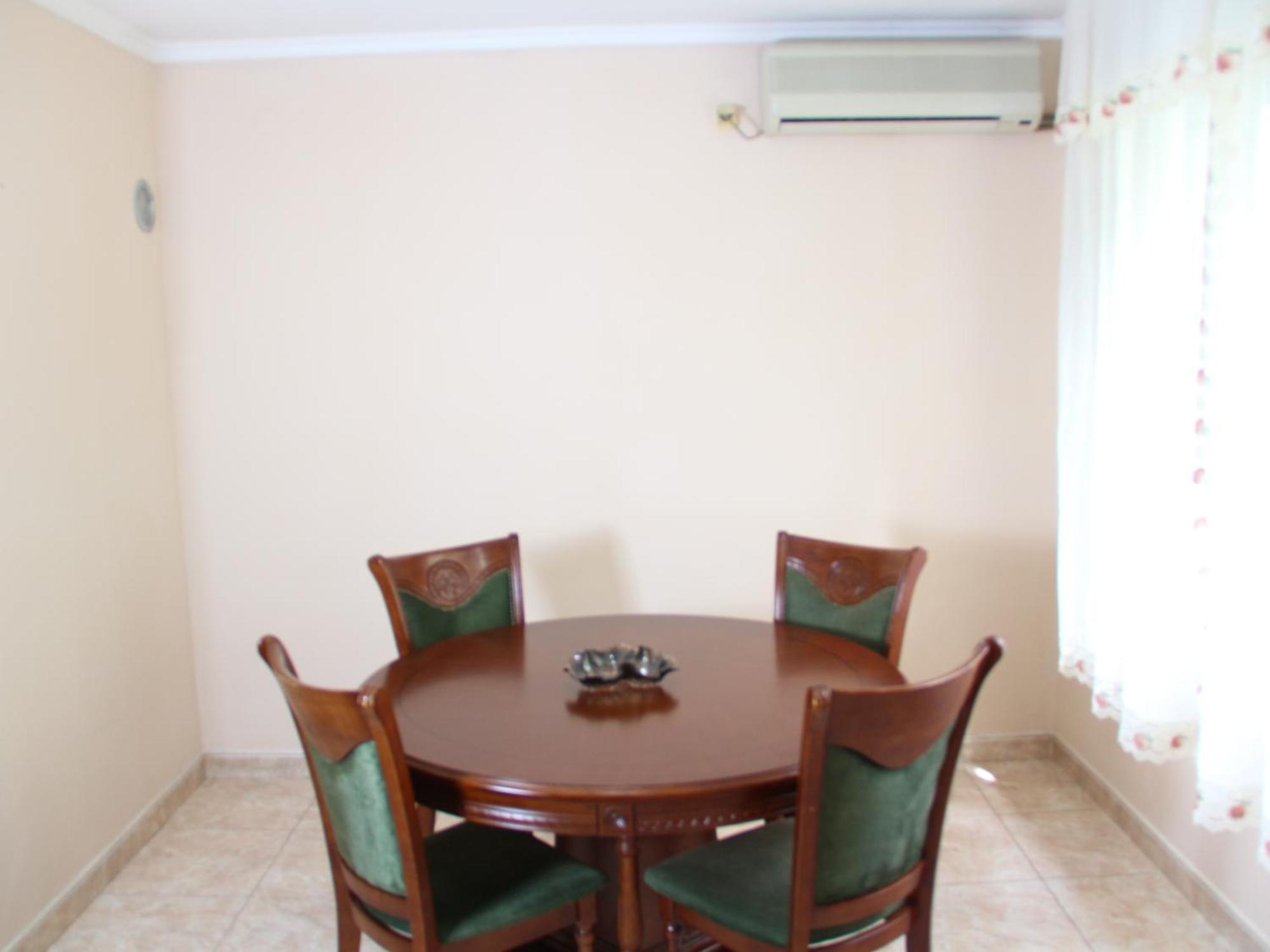 Apartment Luka Kotor Eksteriør bilde